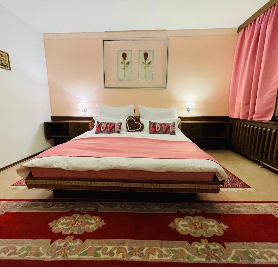 Alpenpension Gasthof Раттен Экстерьер фото